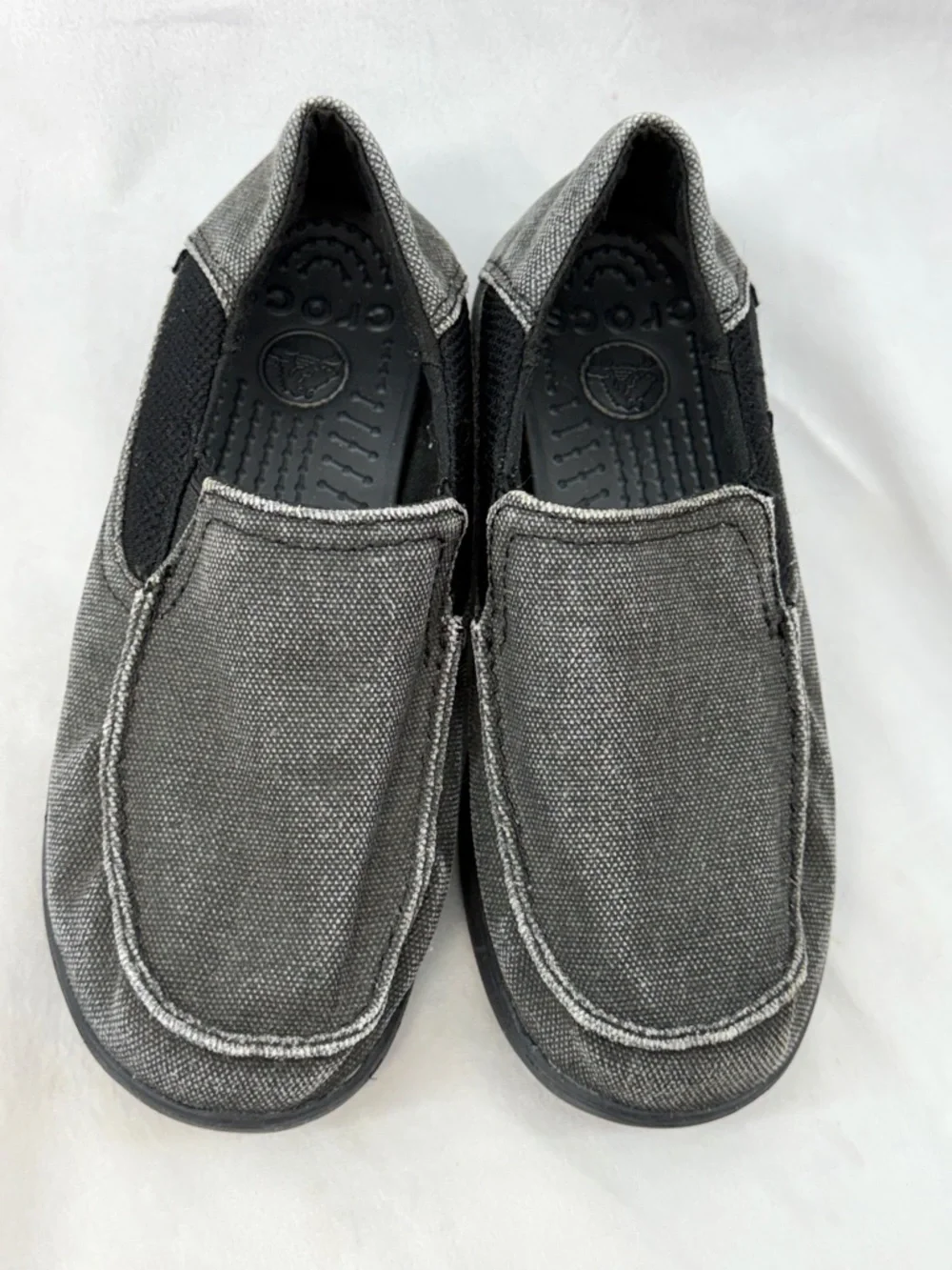 Crocs Santa Cruz size 1 Casual Grey Slip-On Canvas Shoes
